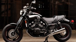 ヤマハ VMAX (初代 逆輸入 ’85-’07):オッサンになり、ついに買った憧れのバイク