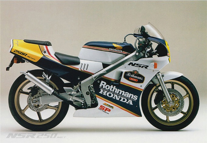 ホンダ NSR250R (MC18 ’87-’89)：バイクの乗り方を教えてくれた250ccのモンスター