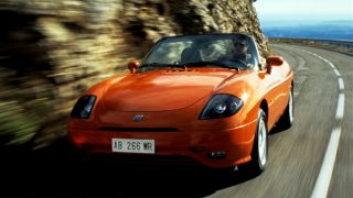 フィアット バルケッタ/ニューバルケッタ (初代/2代目 ’95-’02/’04-’05):プントをベースに開発されたFFオープンスポーツ