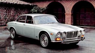 ジャガーXJ (シリーズⅠ ’68-’73):Eタイプ譲りのサスペンションを採用した高級セダン
