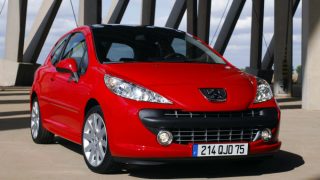 プジョー207 (’06-’12):206の後継モデルとして誕生したBセグメント車