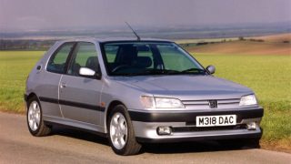 プジョー306 (’93-’01):多彩なボディが用意された309の後継モデル