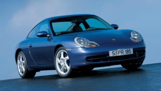 ポルシェ 911 (5代目 996 ’98-’04):初のフルモデルチェンジによりエンジンを水冷化