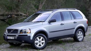 ボルボ XC90 (初代 ’02-’15):同社初のクロスオーバーSUVとして誕生