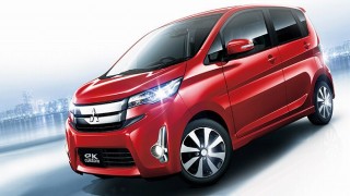 三菱 新型eKワゴン/カスタム値引き2018年5月-納期/実燃費/価格の評価