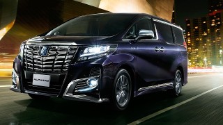 トヨタ アルファード買取り/下取り査定価格相場-2017年版