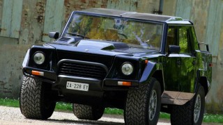 ランボルギーニ LM002 (’86-’93):ランボルギーニ初のオフロード4WD