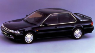 ホンダ アコード (4代目 CB1-4 ’89-’93):エンジンを一新すると共に4WSやABSを設定