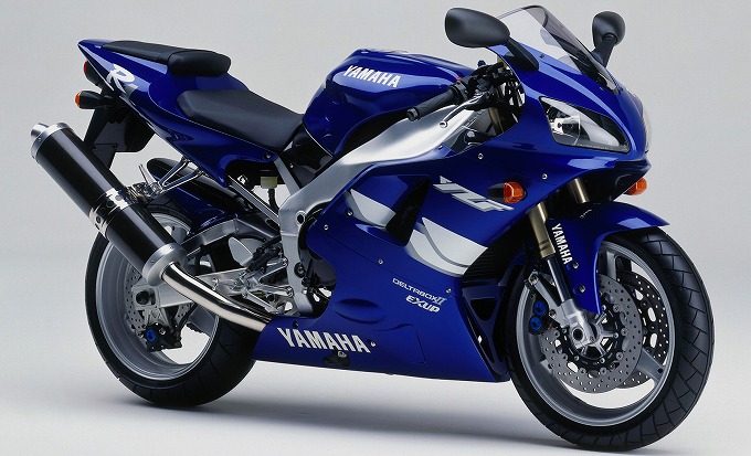 ヤマハ YZF-R1 1999 (出典:totalmotorcycle.com)