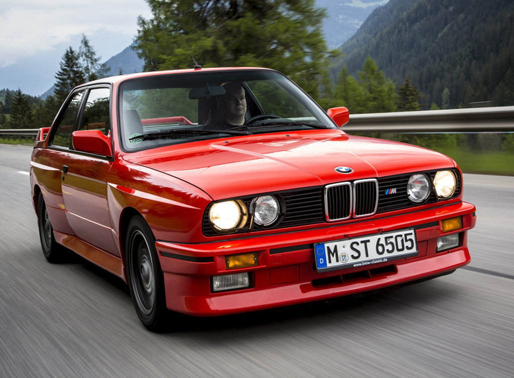 BMW M3 (初代 E30 19861990)：3シリーズをベースとしたハイパフォーマンス版として誕生 ビークルズ