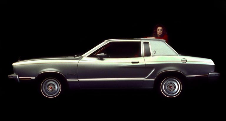 フォード マスタング 1983-1983 ターボGT エキゾーストフランジ マフラー