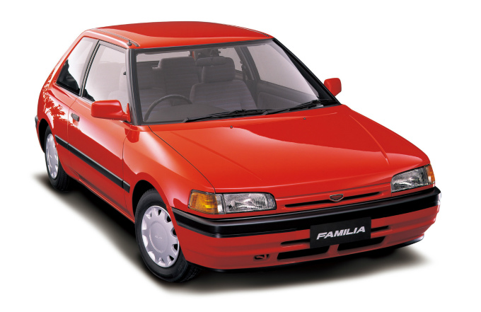 マツダ ファミリア 6代目 1985 1994 国産車初のフルタイム4wd車やカブリオレを追加 Bf ビークルズ