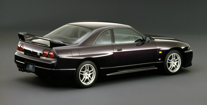 日産 スカイライン GT-R 1995