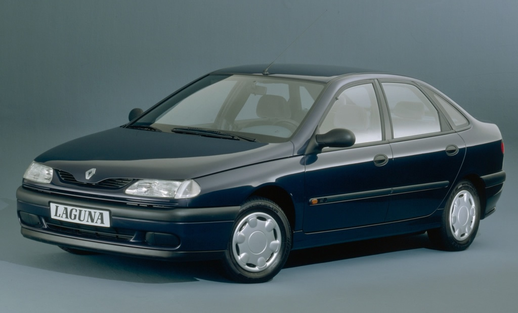 ルノー ラグナⅠ (初代 1993-2000)：流麗なスタイリングを持つ21の後継モデル | ビークルズ