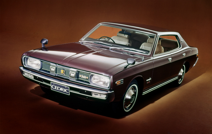 日産 セドリック グロリア 3 4代目 1971 1975 別設計だった両車種が車体を共有する姉妹モデルに 230 ビークルズ