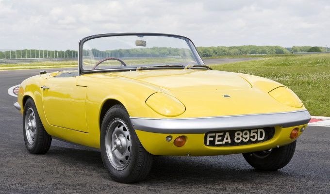 ロータス エラン (初代 1962-1975):後のスポーツカーに大きな影響を与えた名車