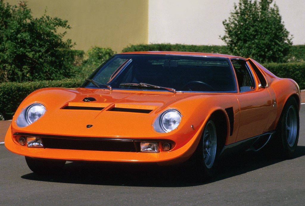 ランボルギーニ イオタ (J 1969)：オリジナル1台は焼失。伝説のスーパーカー | ビークルズ